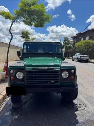 LAND ROVER DEFENDER 2.5 PERSONAL CARRIER 110 4X4 8V TURBO DIESEL MANUAL
